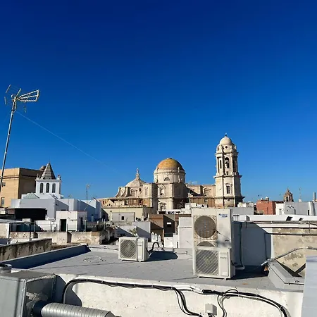 Hidden Gem Penthouse El Meson דירה